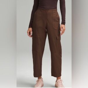 Lululemon Athletica Brown Cargo Pants Size 33 High Rise Utilitech Pants